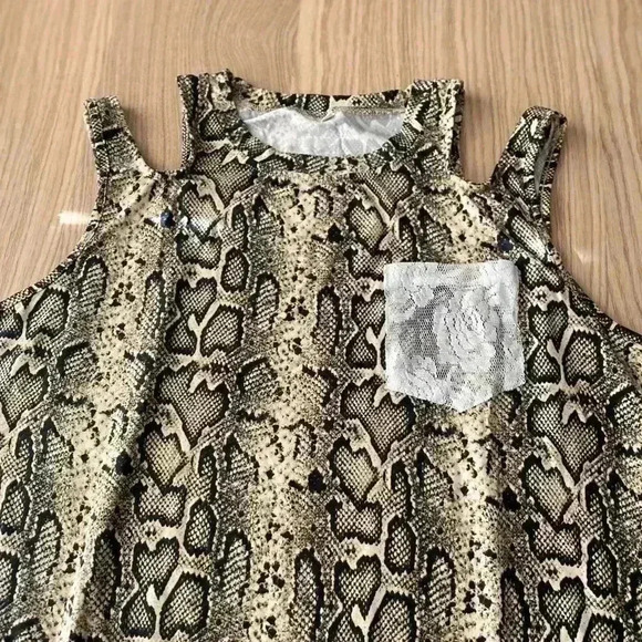💥🆕 TAKE THE EDGE OFF SNAKESKIN TANK HOLLOW OUT TOP XL 🆕 - Picture 3 of 6